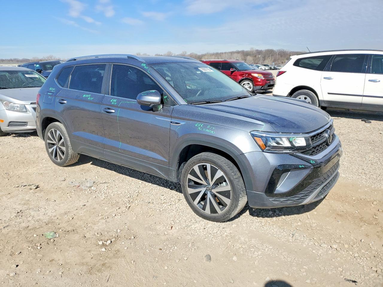 2022 Volkswagen Taos Se - Фото 4