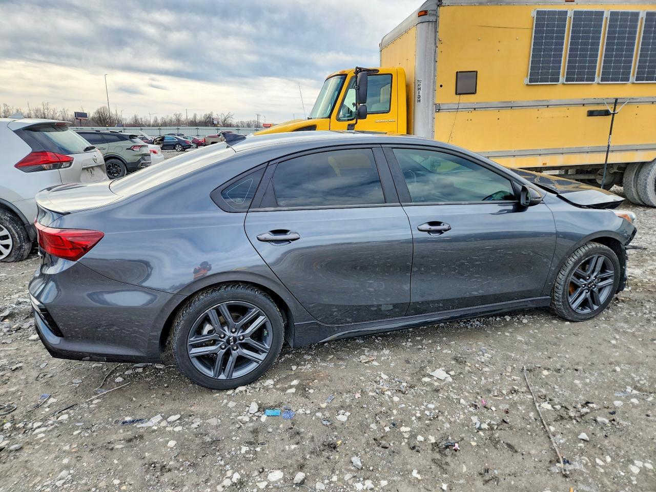 2021 Kia Forte Gt-Line - Image 3