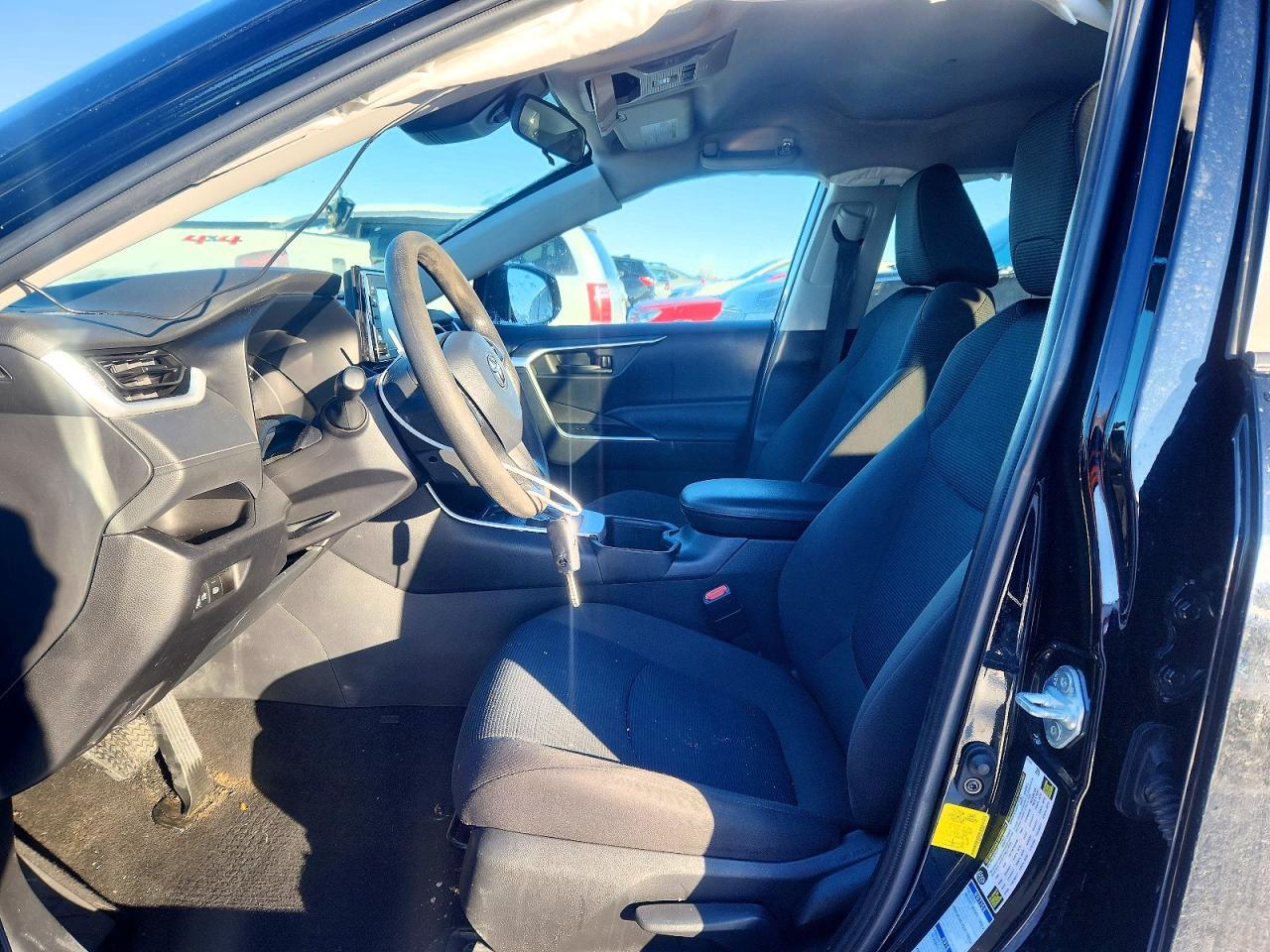2022 Toyota Rav4 Le - Фото 7