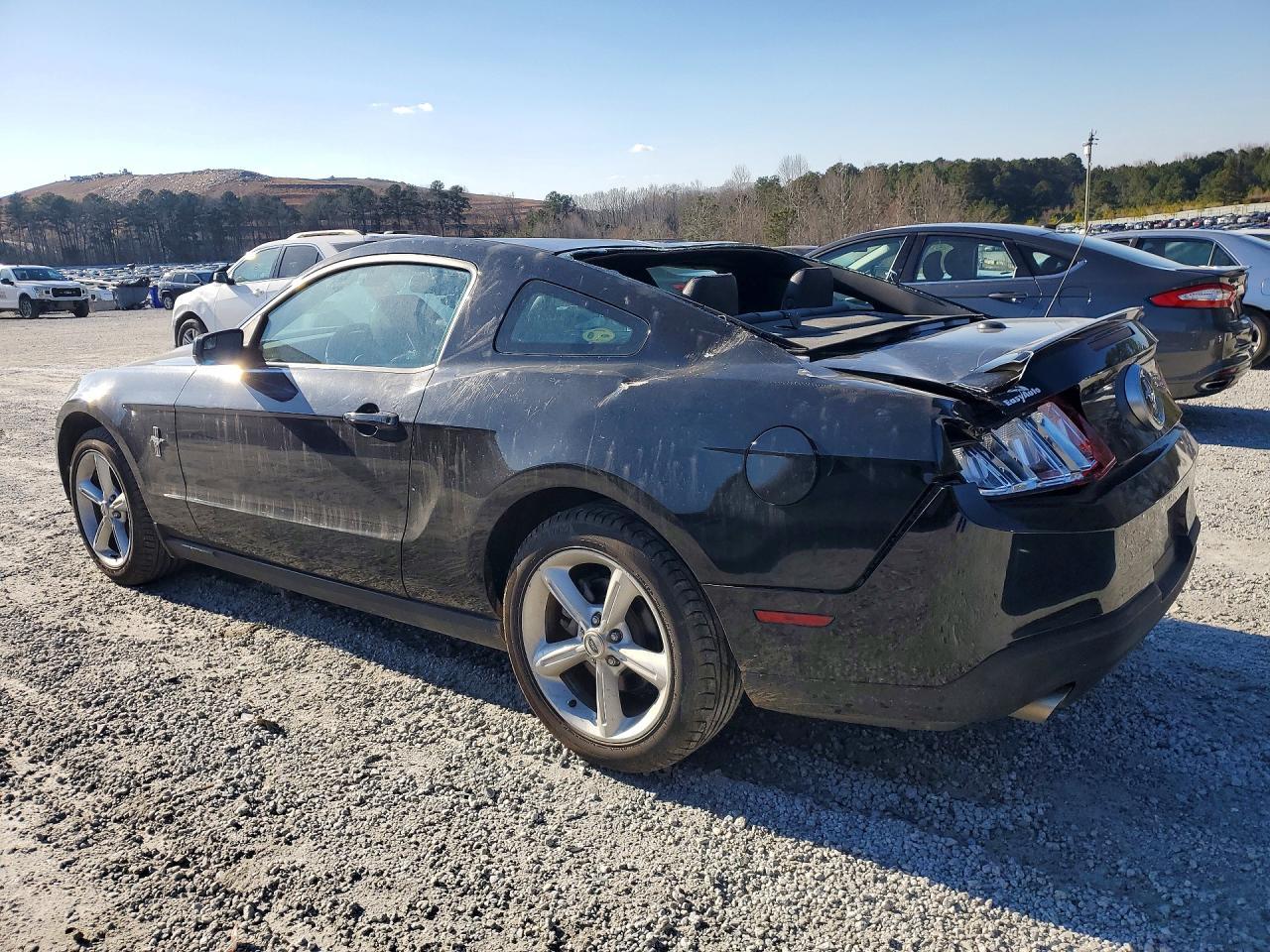 2012 Ford Mustang - Фото 2