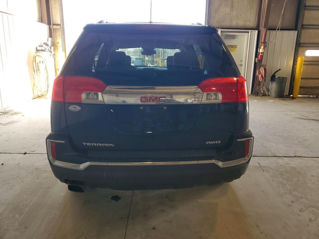 2017 GMC Terrain Slt - Image 6