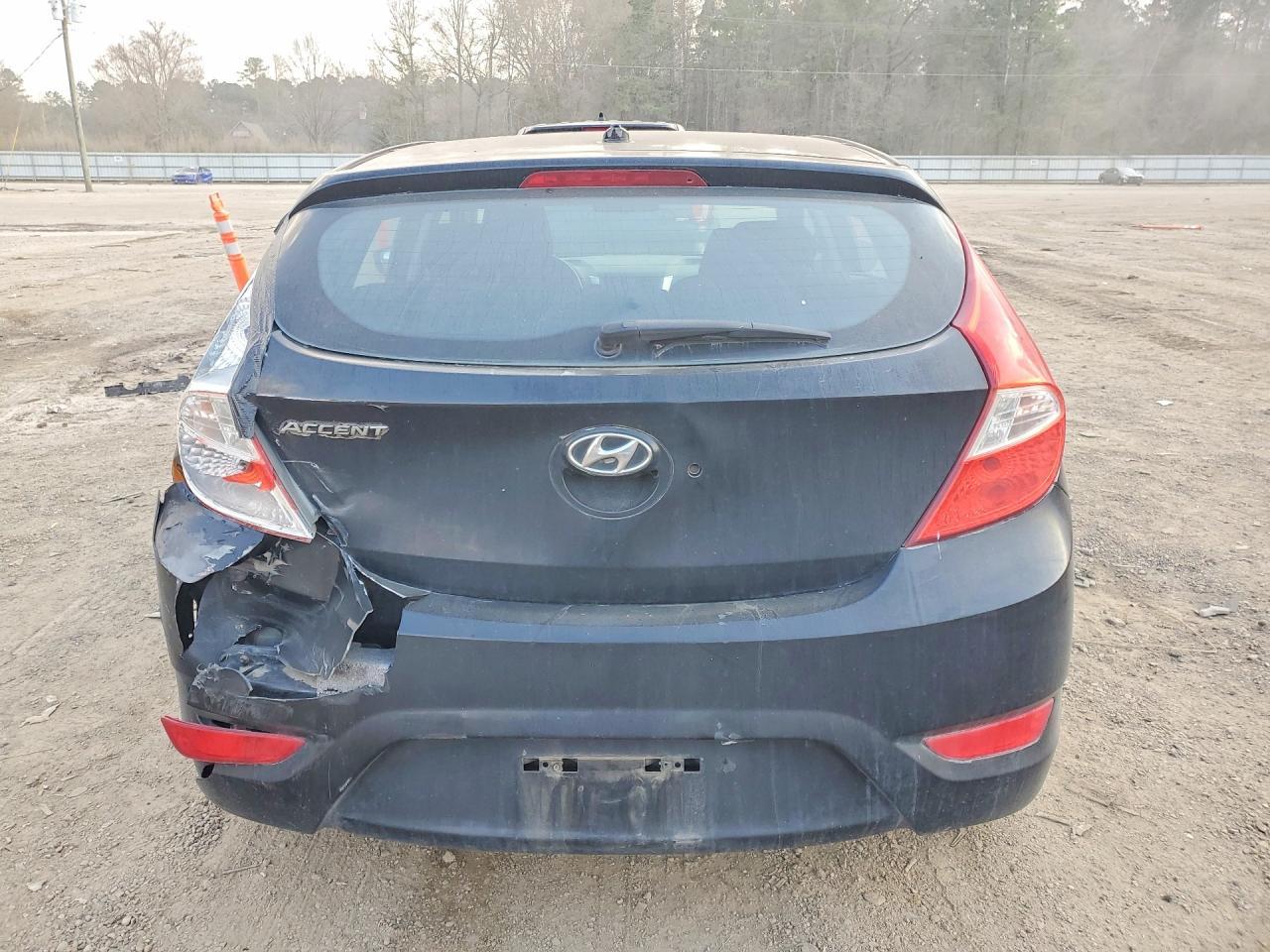 2013 Hyundai Accent Gls - Фото 6