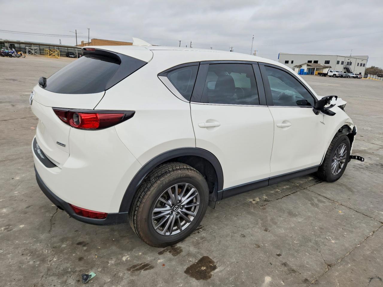 2018 Mazda Cx-5 Sport - Image 3
