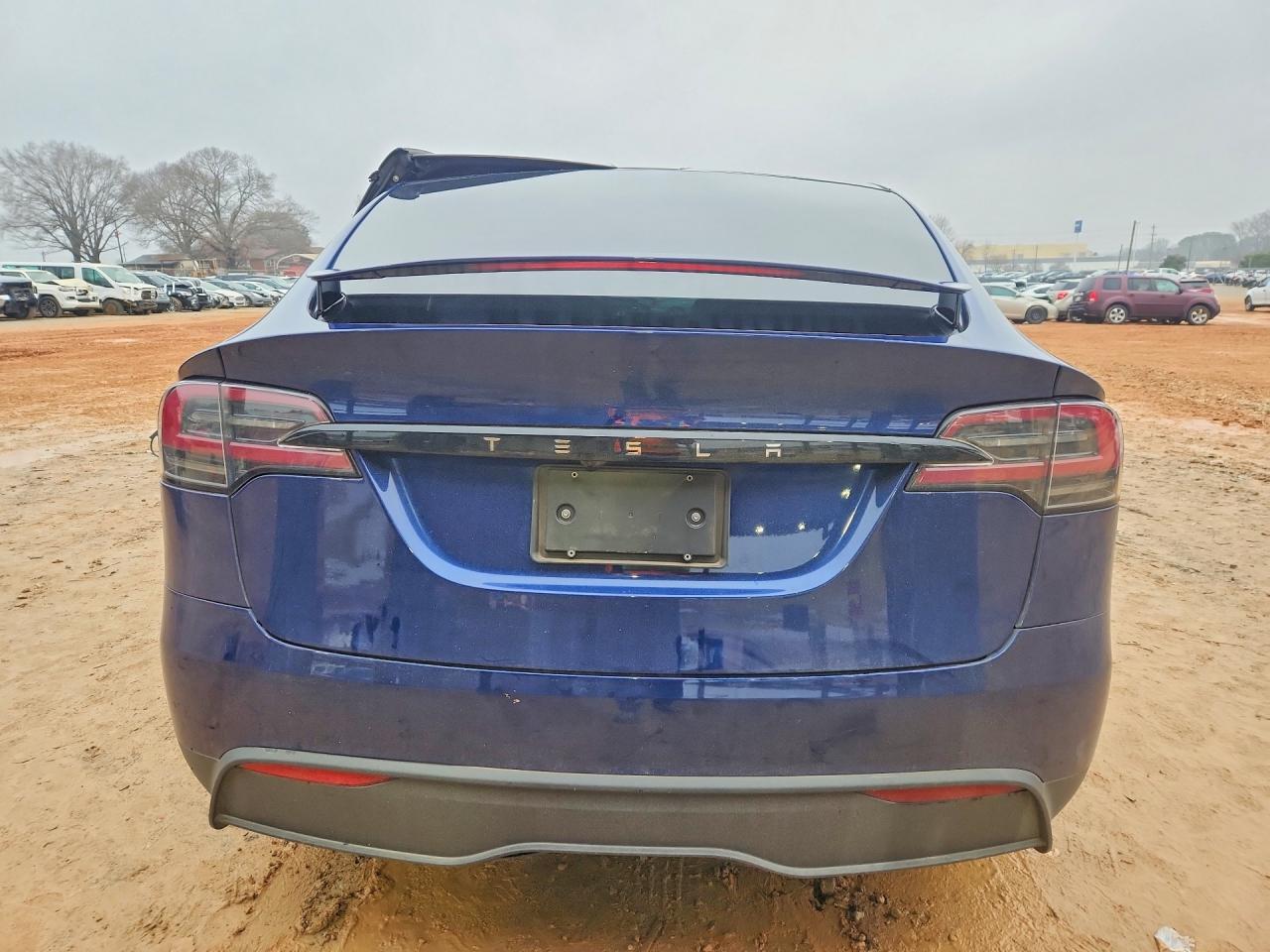 2023 Tesla Model X - Фото 6