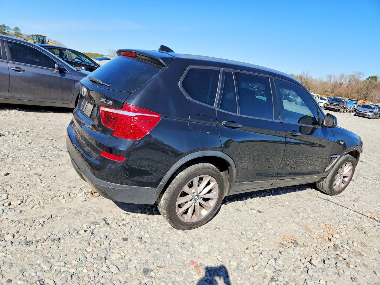 2017 BMW X3 Sdrive28I - Image 3