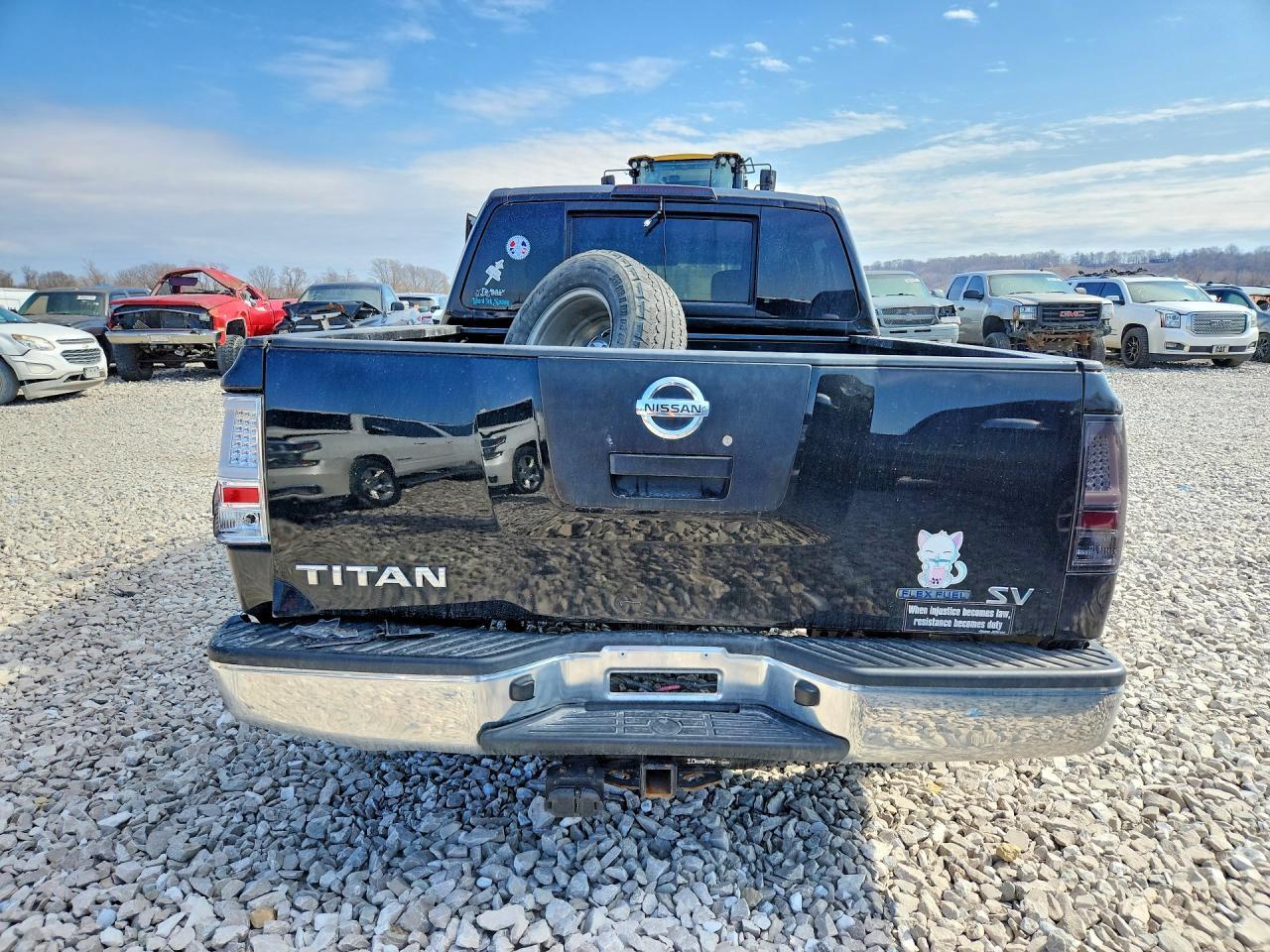 2011 Nissan Titan - Фото 6
