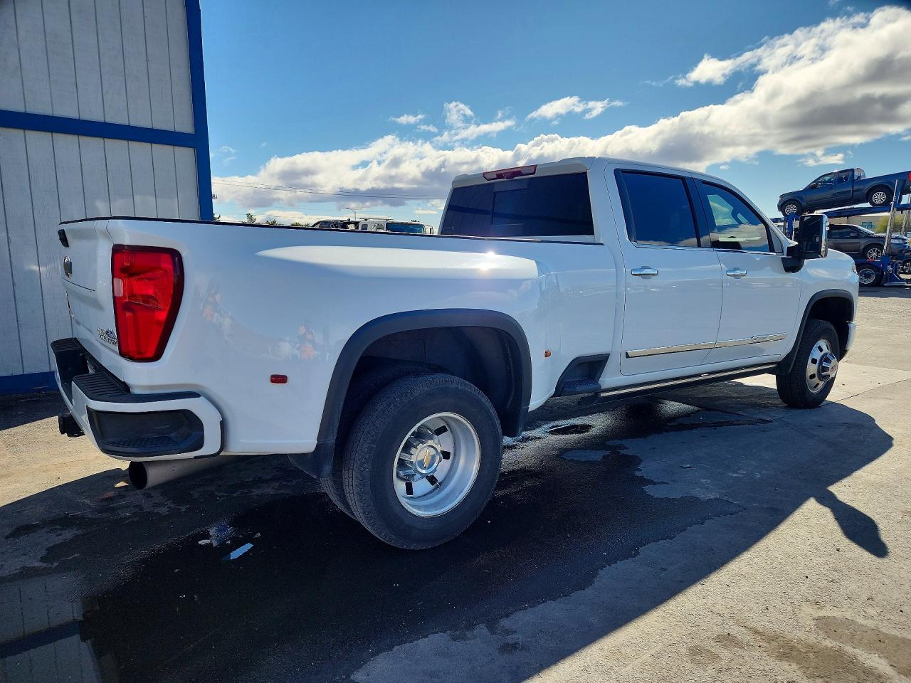 2024 Chevrolet Silverado K3500 High Country - Image 3
