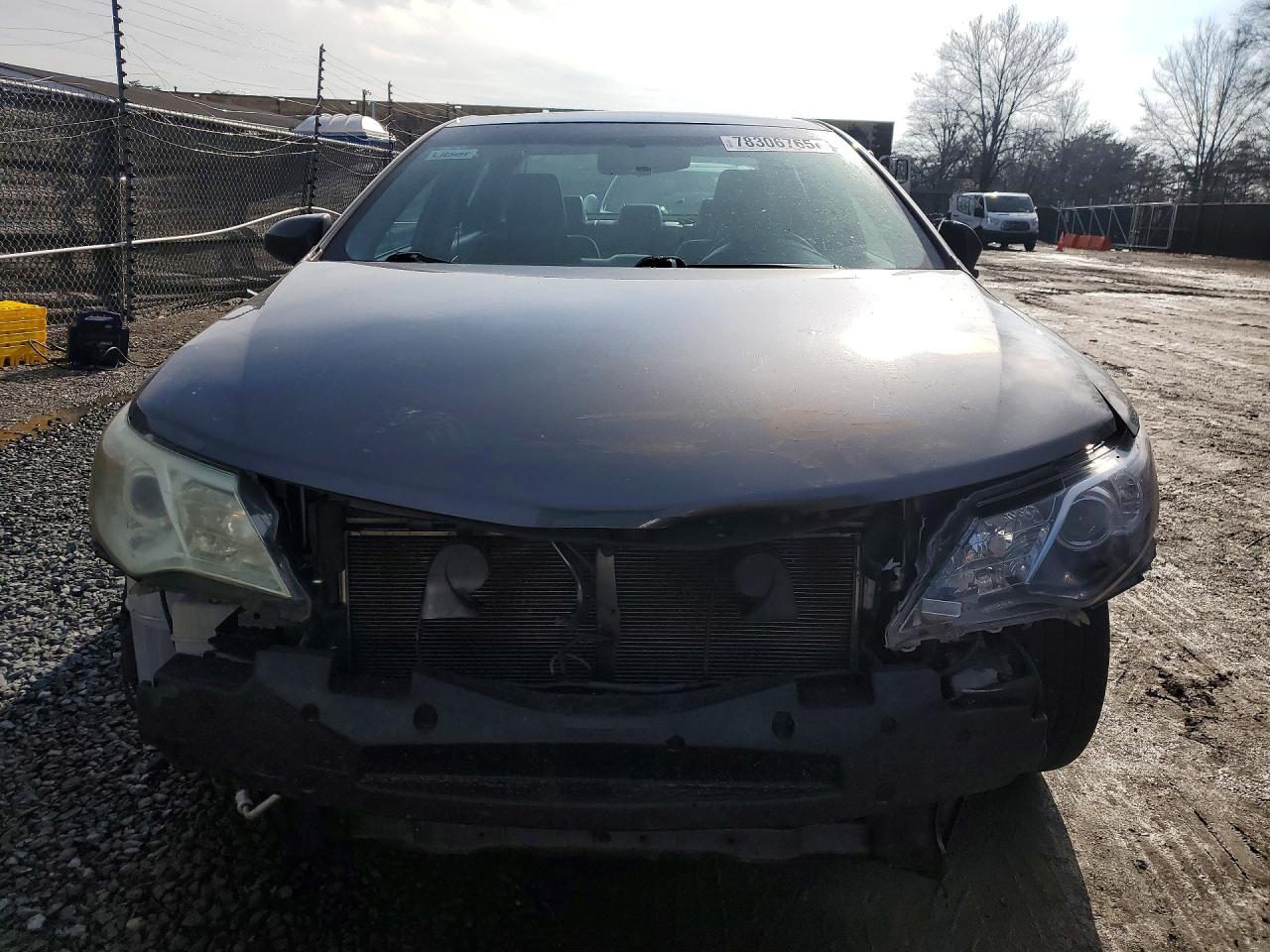 2014 Toyota Camry L - Фото 5