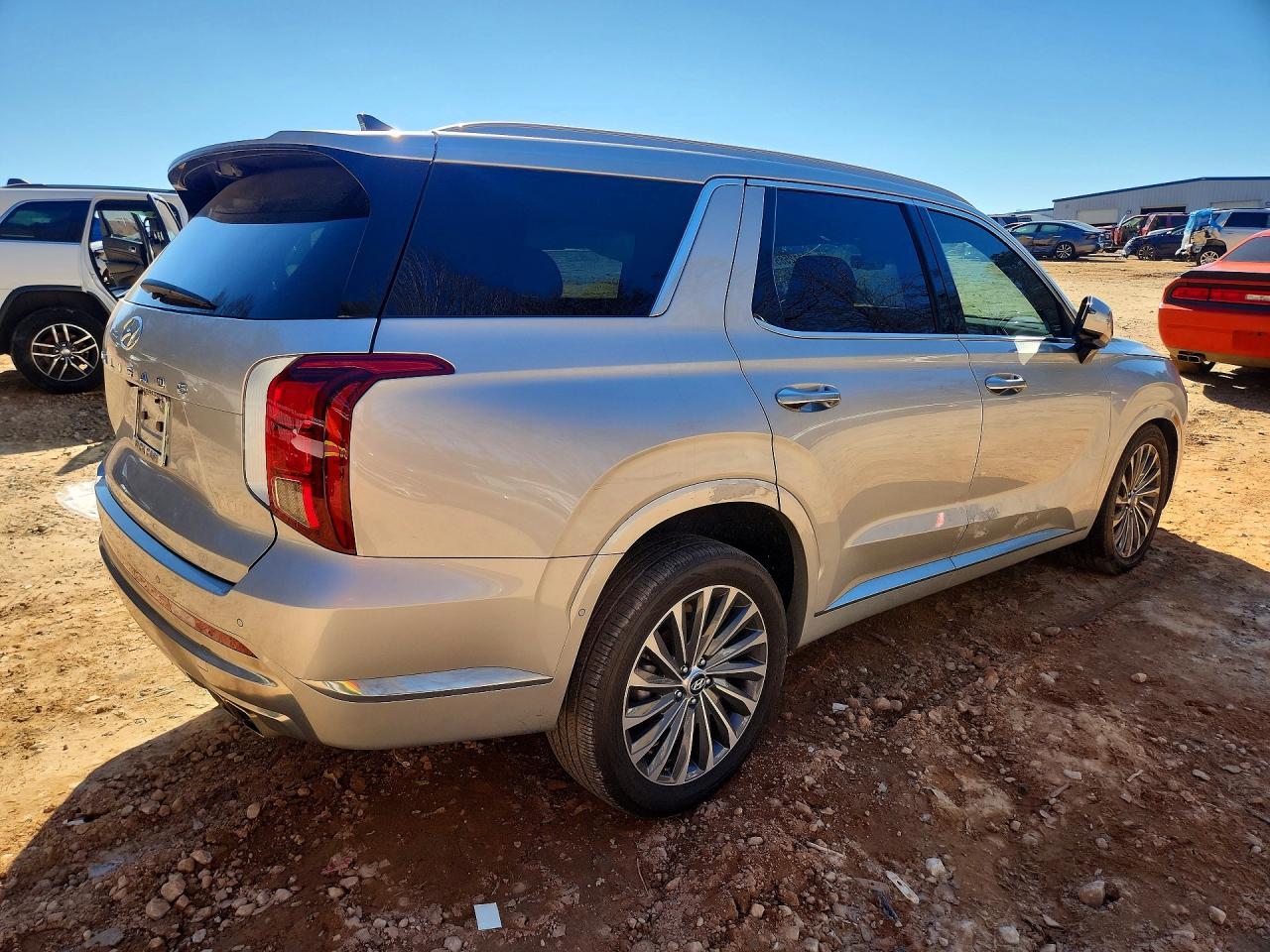 2024 Hyundai Palisade Calligraphy - Image 3