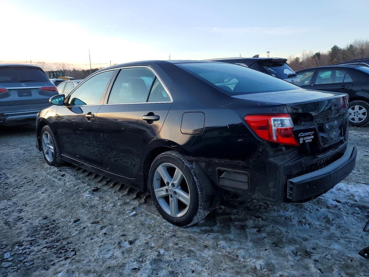 2012 Toyota Camry Se - Фото 2