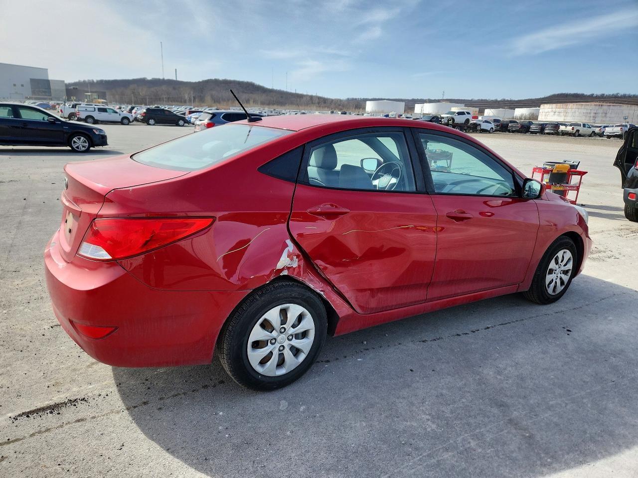 2017 Hyundai Accent Se - Фото 3