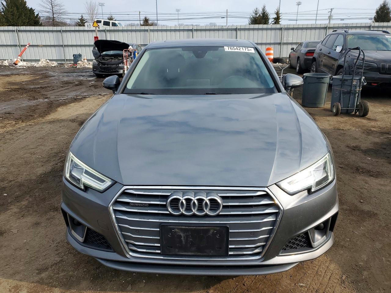 2019 Audi A4 Premium Plus - Фото 5