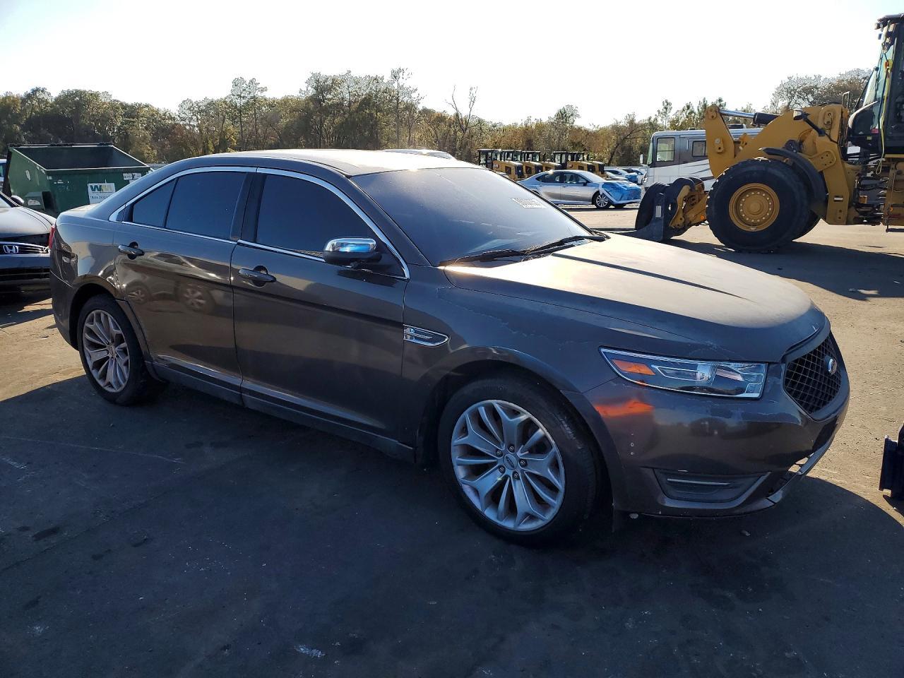 2015 Ford Taurus Limited - Фото 4
