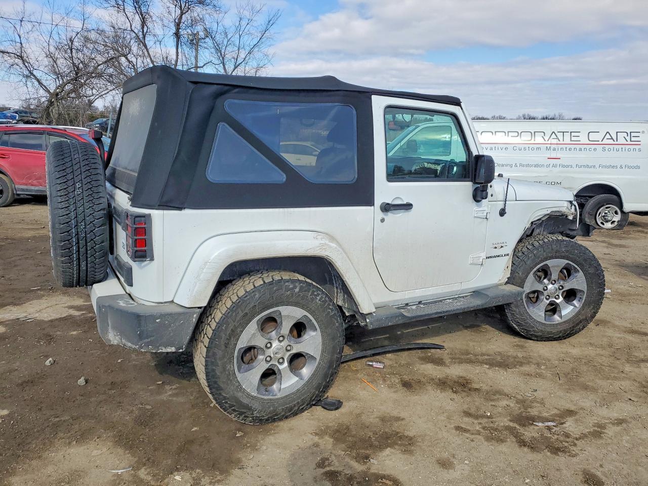 2016 Jeep Wrangler Sahara - Image 3