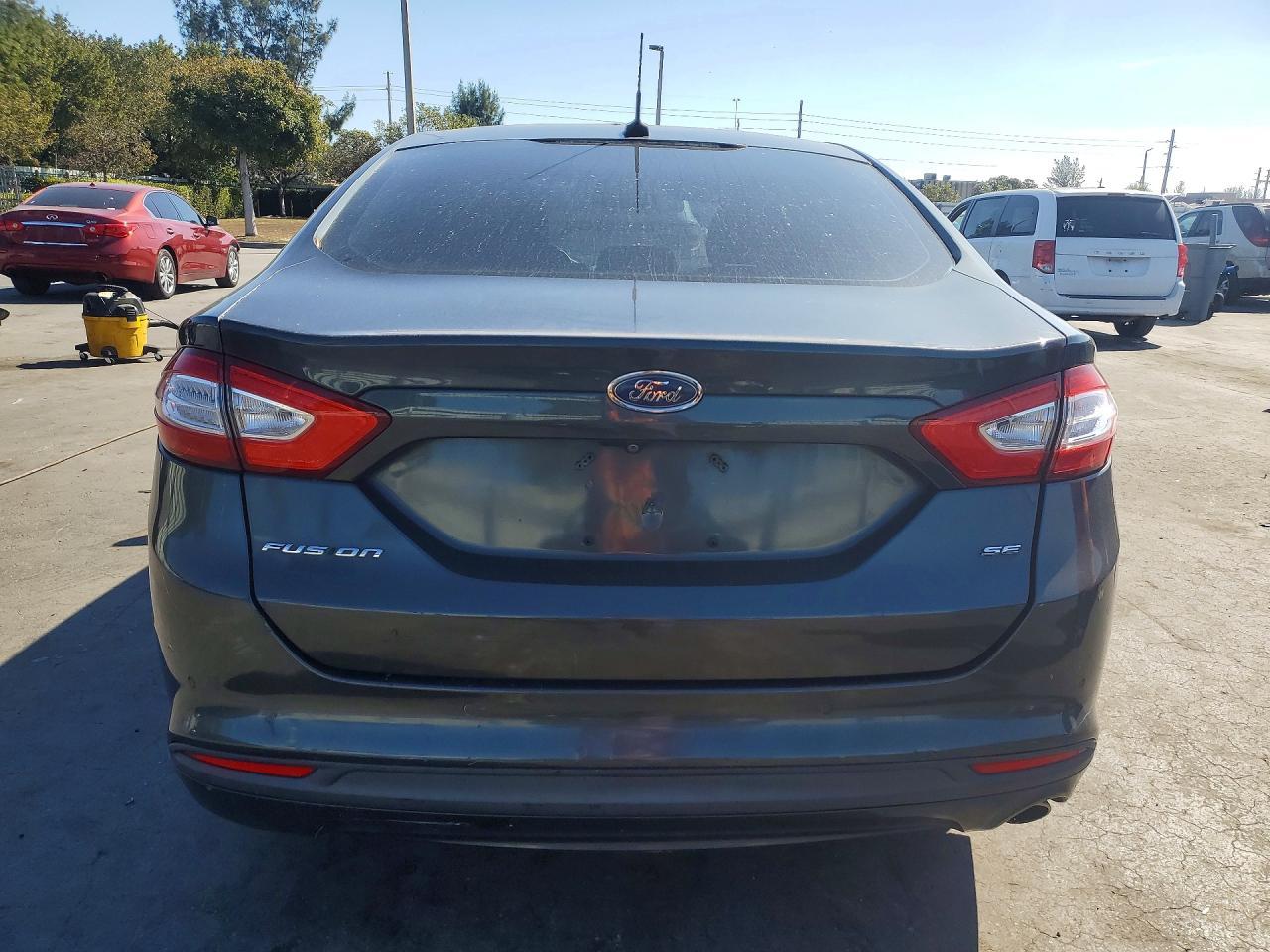 2016 Ford Fusion Se - Image 6