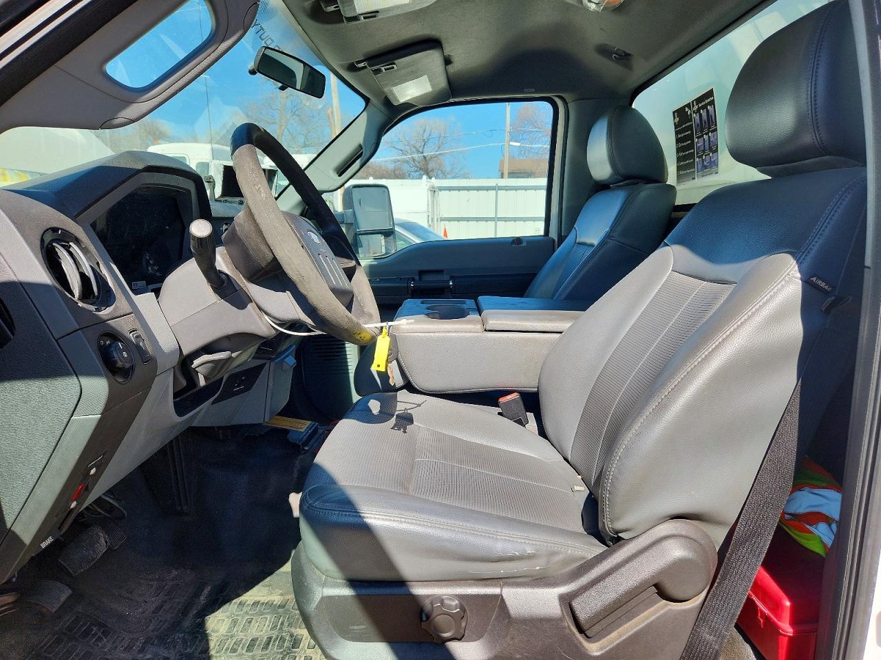 2013 Ford F350 Super Duty Box Truck - Фото 7