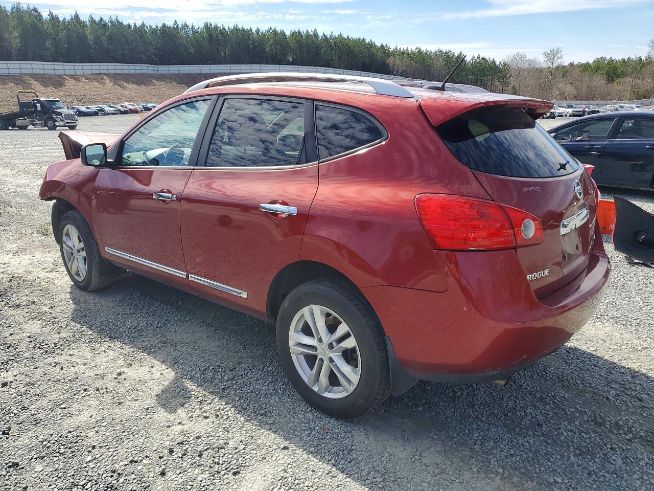 2015 Nissan Rogue Select S - Фото 2