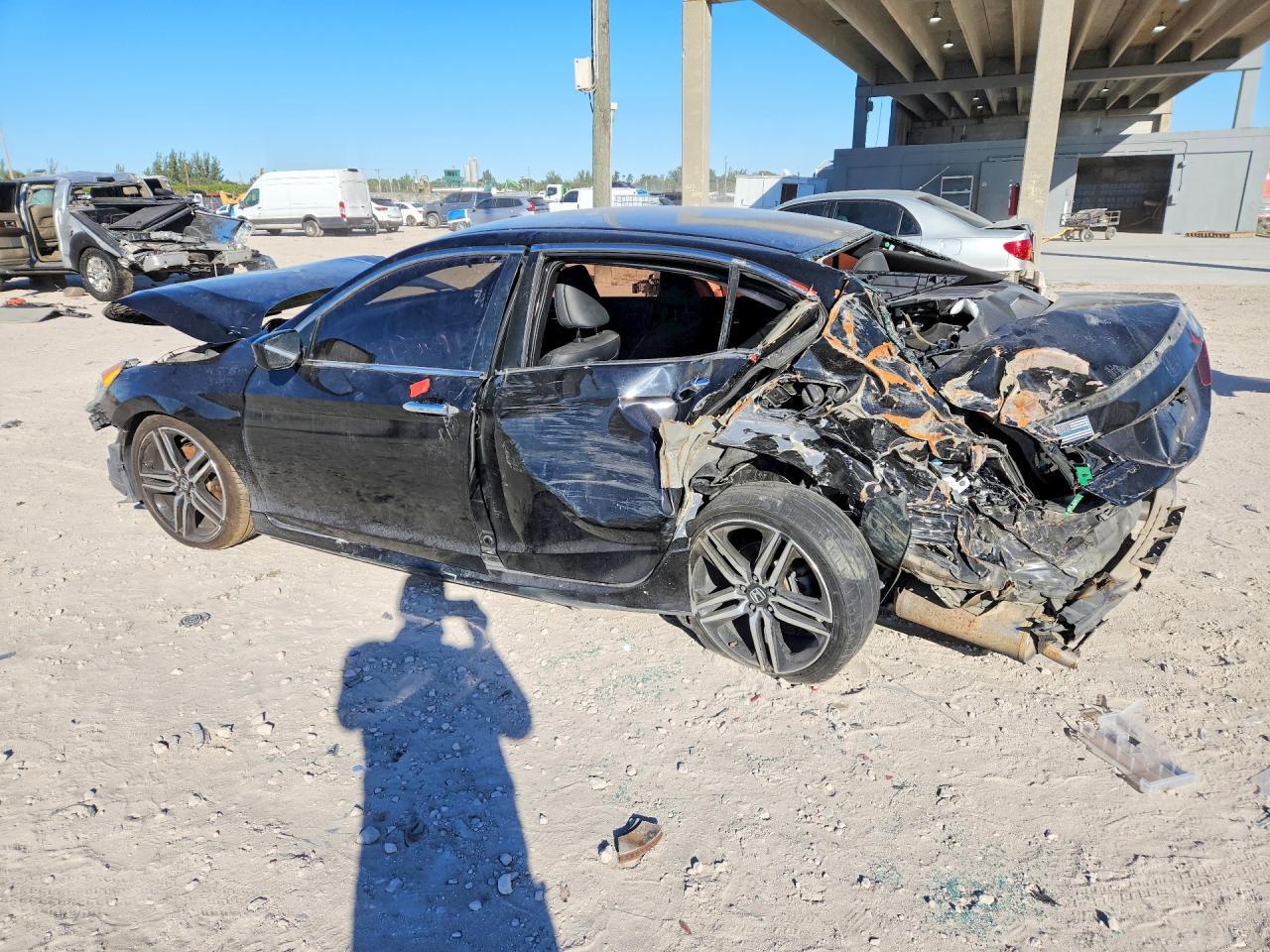 2017 Honda Accord Sport - Фото 2