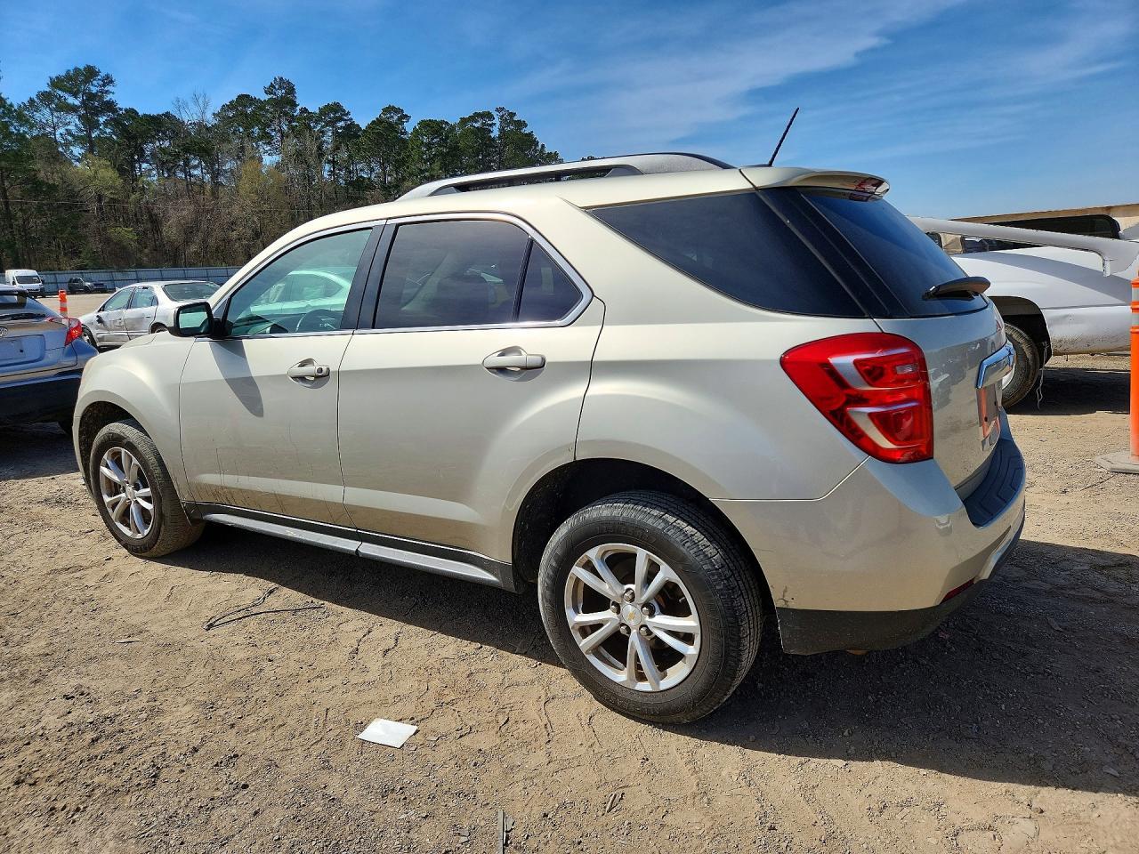 2016 Chevrolet Equinox Lt - Фото 2