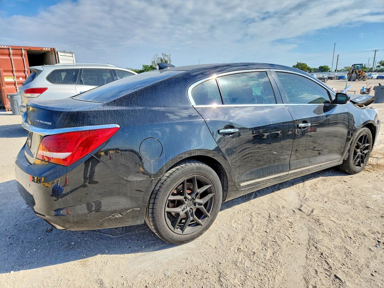 2016 Buick Lacrosse - Image 3