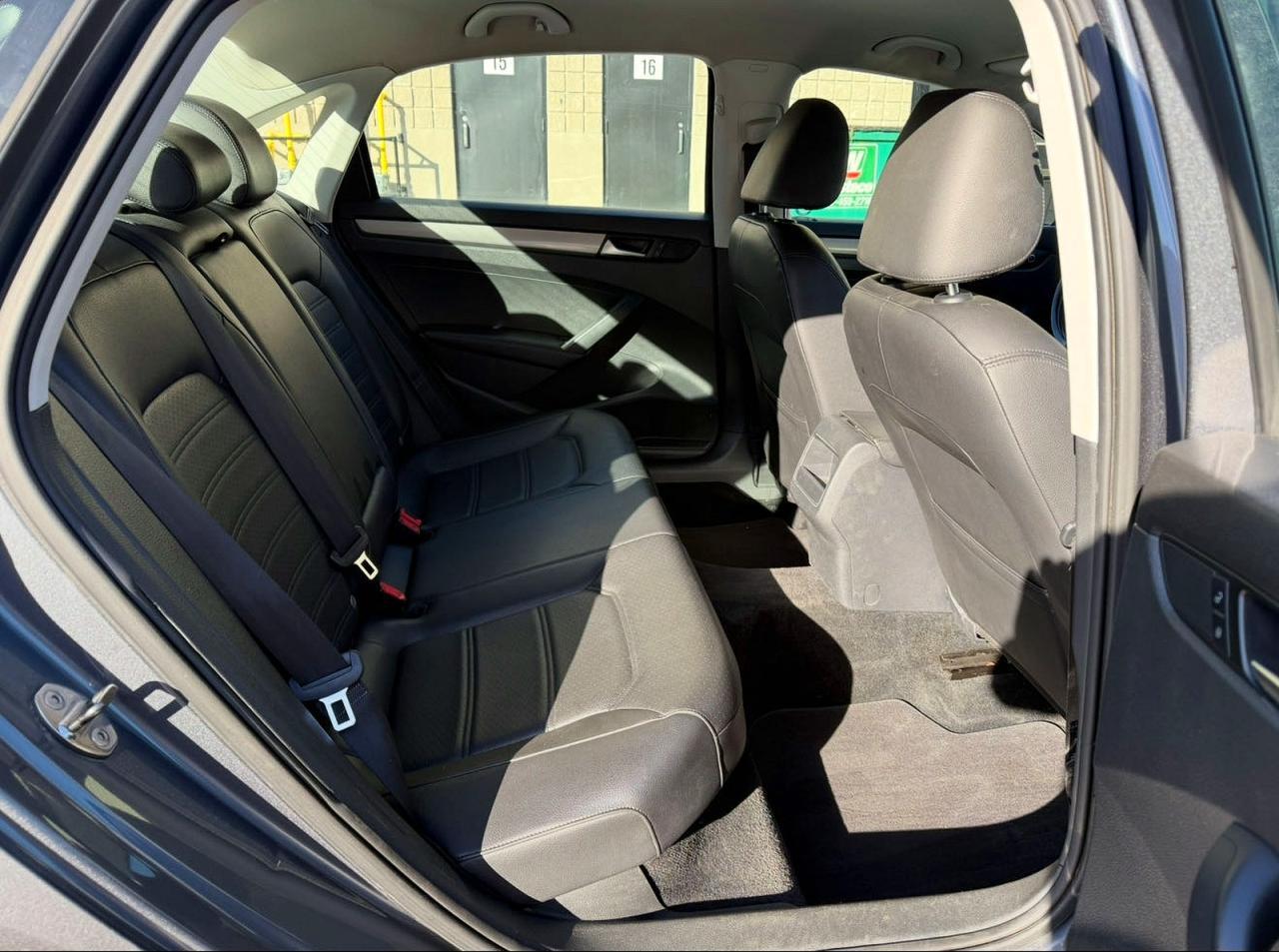 2014 Volkswagen Passat S - Image 6