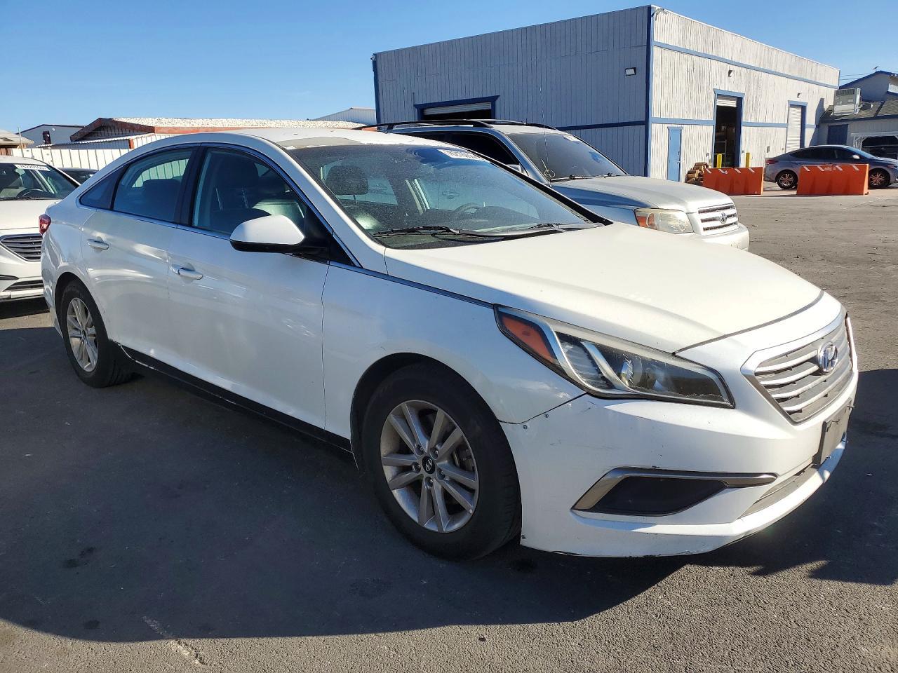 2016 Hyundai Sonata Se - Image 4