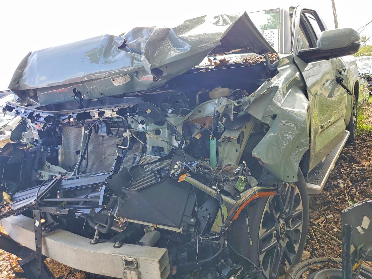 2024 Toyota Tundra Crewmax Limited