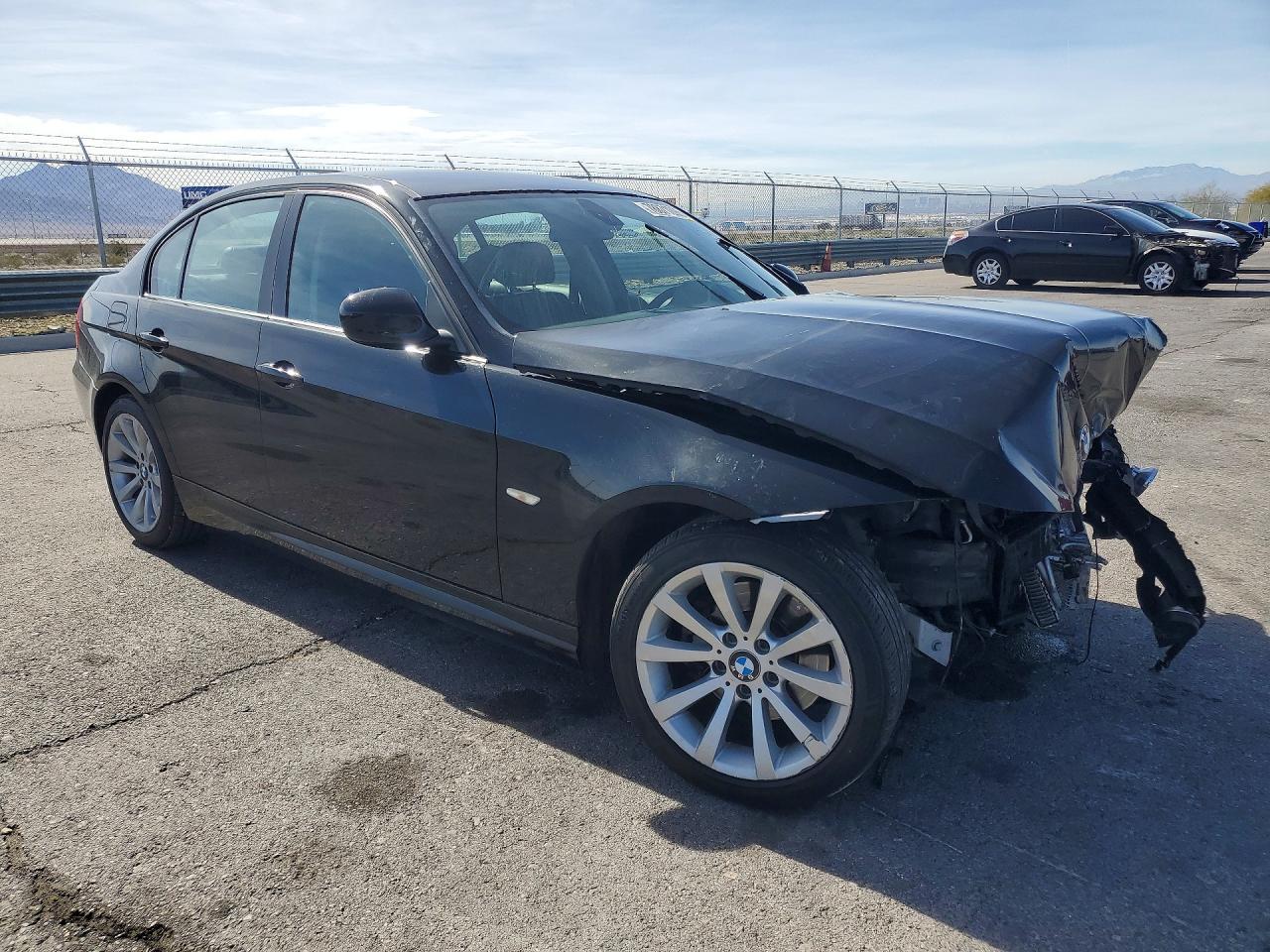 2011 BMW 328 I Sulev - Image 4