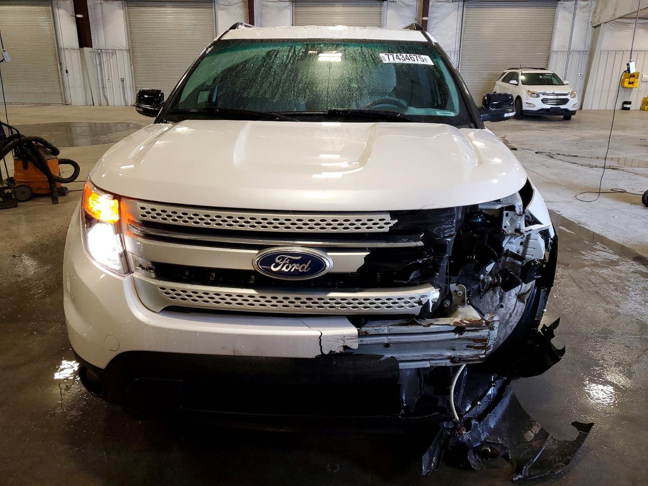 2014 Ford Explorer Xlt - Image 5