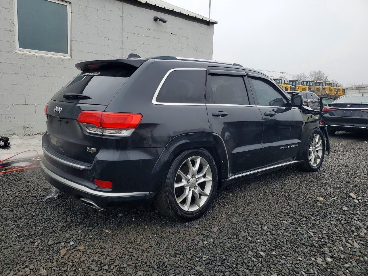 2015 Jeep Grand Cherokee Summit - Image 3