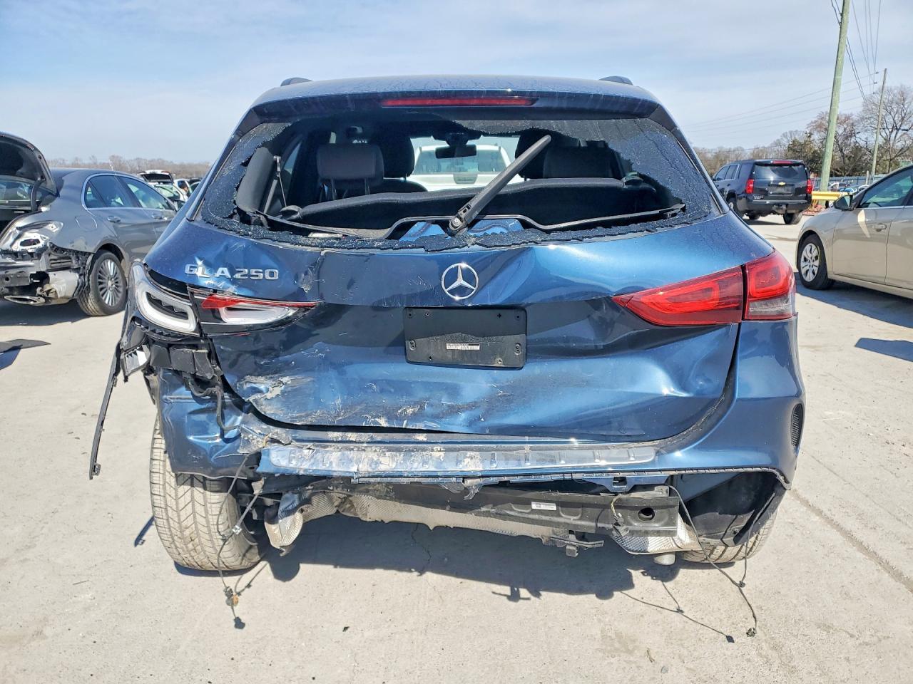 2022 Mercedes Benz Gla 250 - Image 6