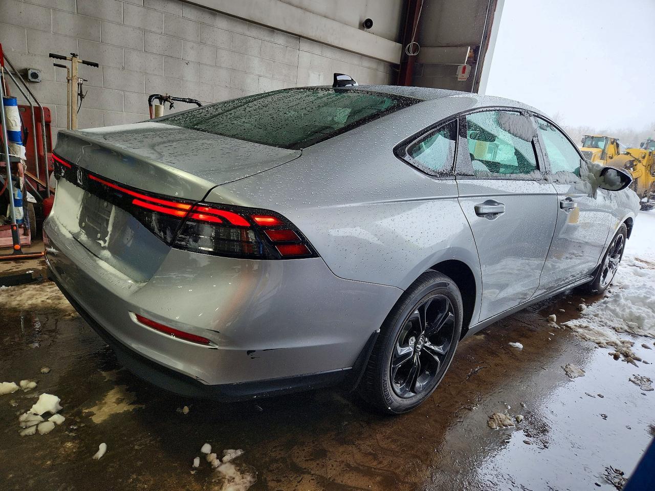 2025 Honda Accord Se - Фото 3