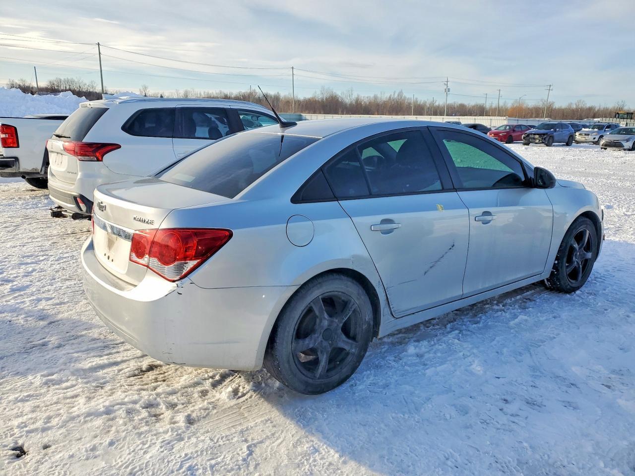 2013 Chevrolet Cruze Ls - Фото 3