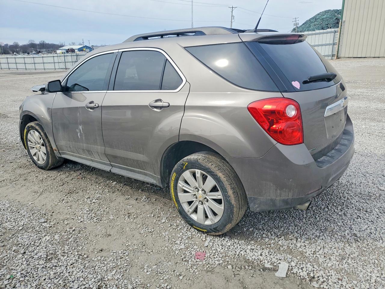2011 Chevrolet Equinox Lt - Image 2