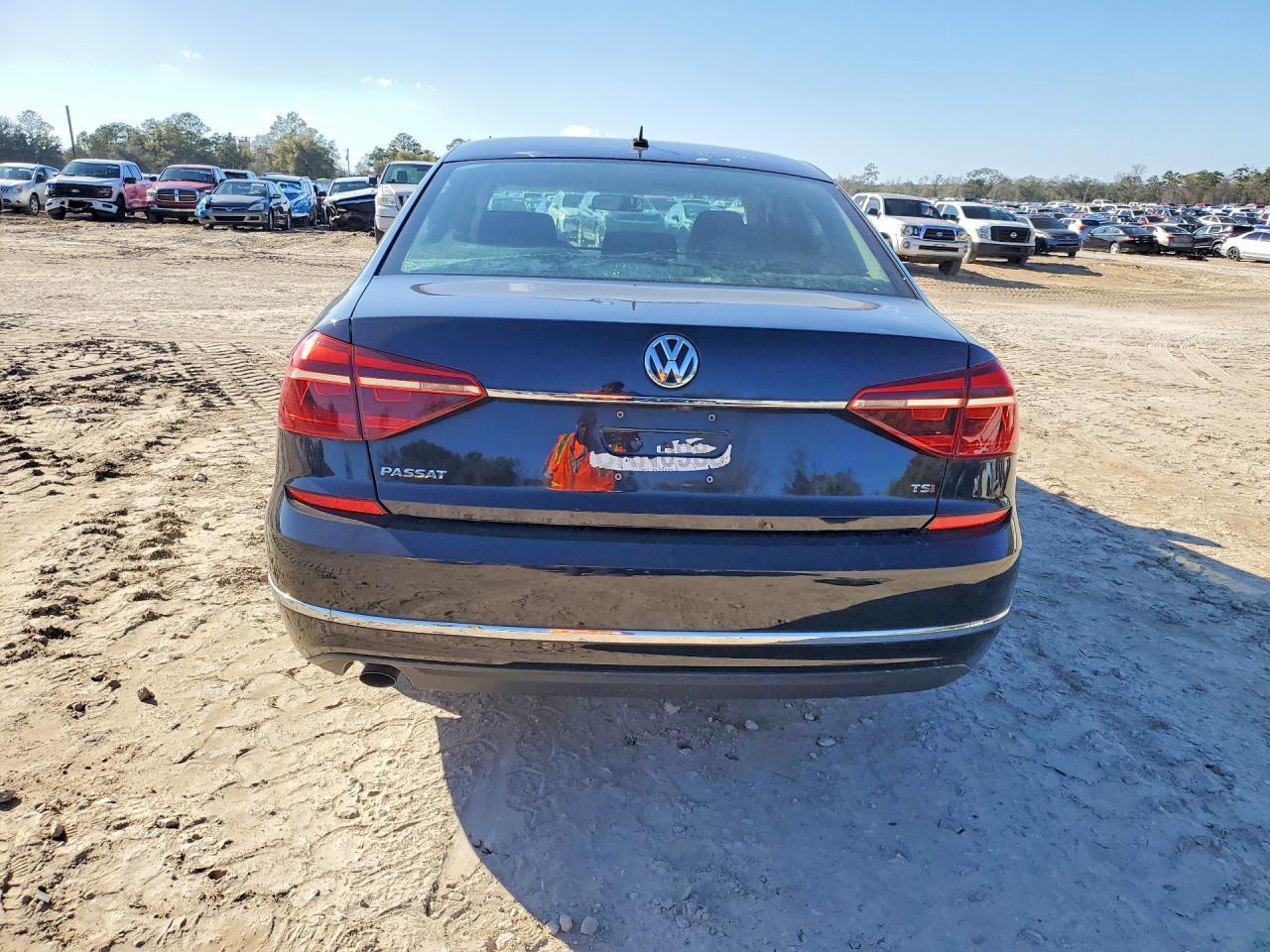 2017 Volkswagen Passat S - Image 6