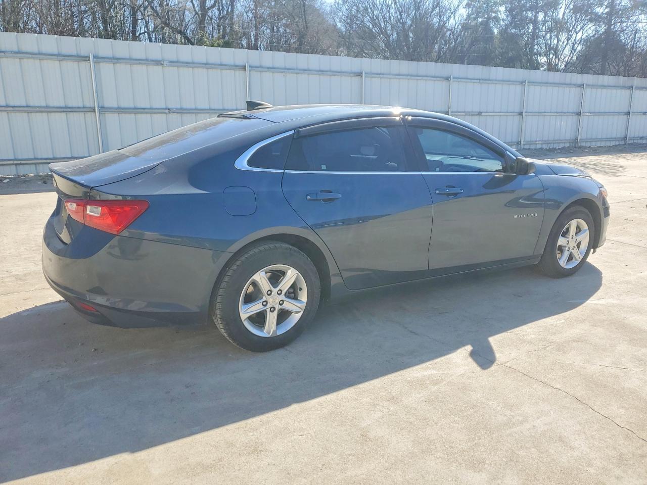 2020 Chevrolet Malibu Ls - Image 3