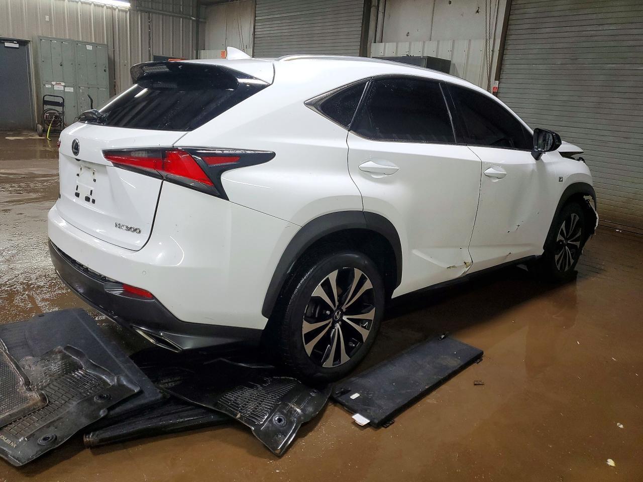 2018 Lexus Nx 300 F Sport - Image 3