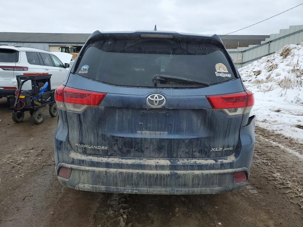 2019 Toyota Highlander Se - Фото 6