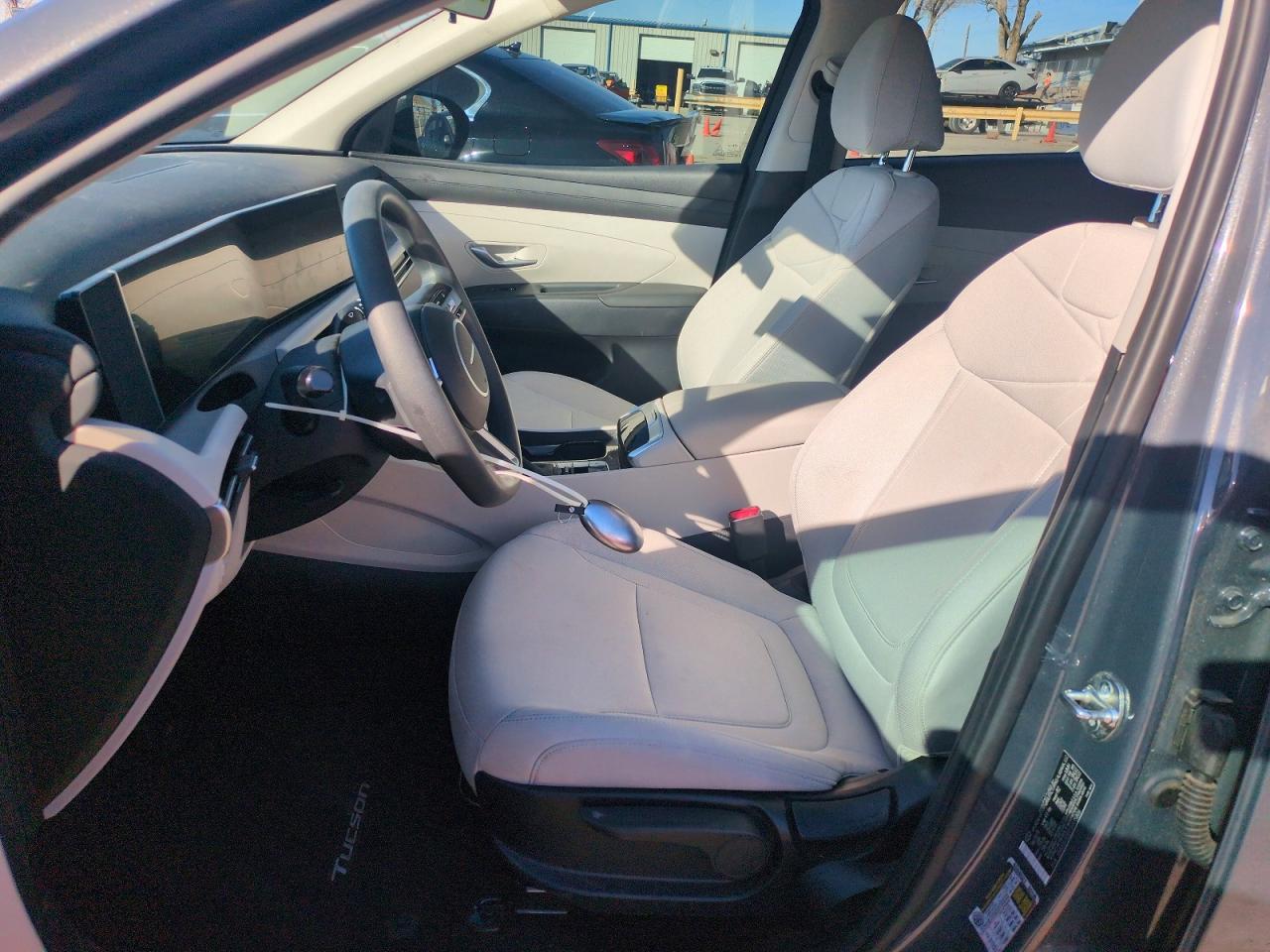 2025 Hyundai Tucson Se - Image 7
