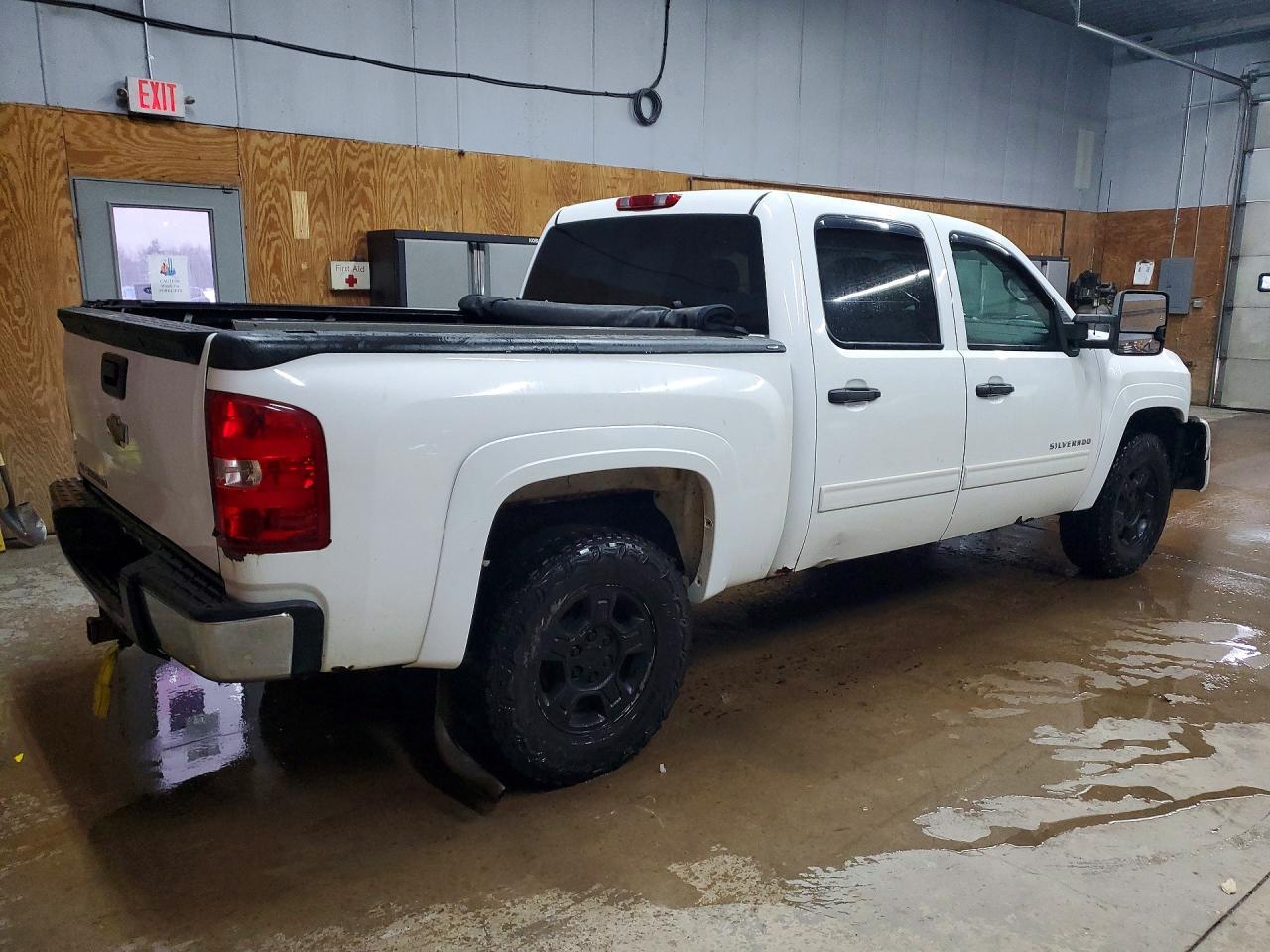 2009 Chevrolet Silverado K1500 Lt - Image 3