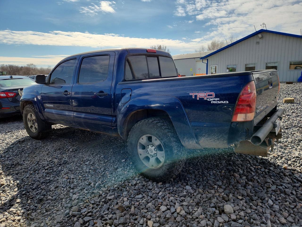 2007 Toyota Tacoma V6 - Фото 2
