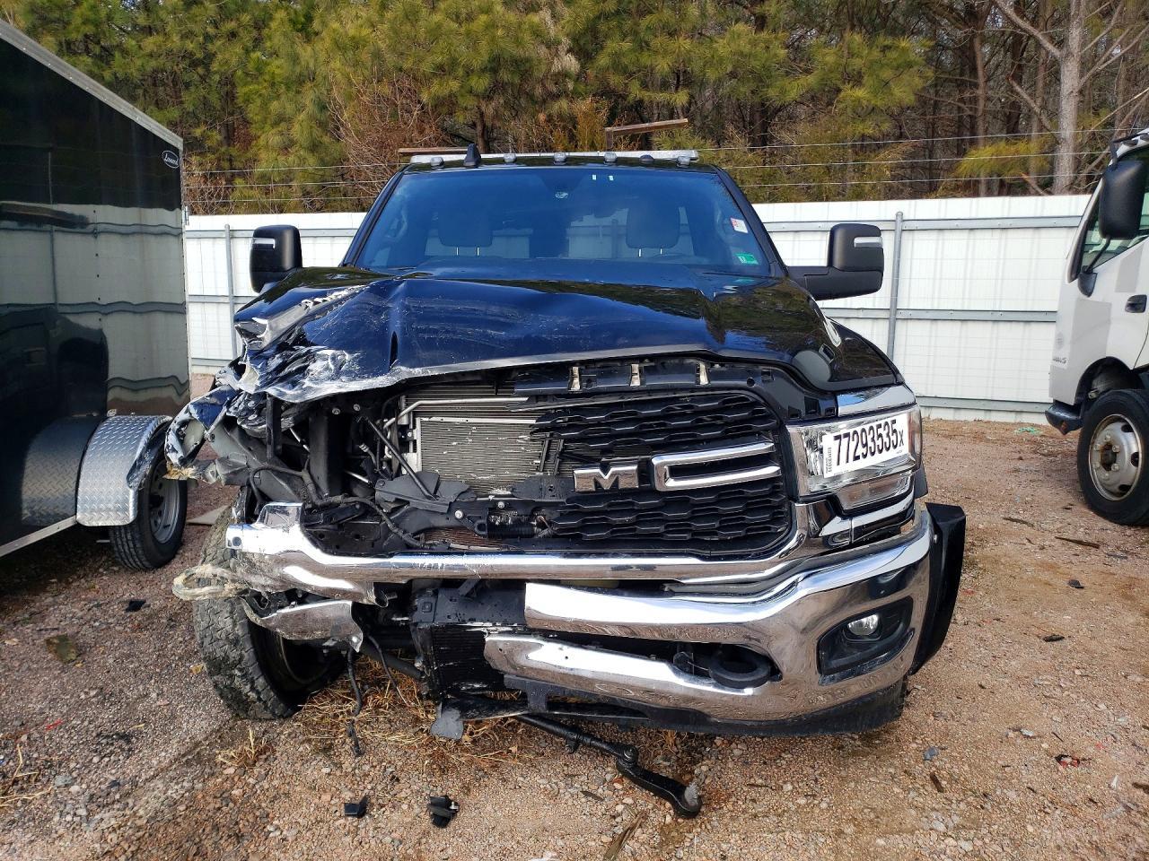 2023 Ram 4500 Tow Truck - Фото 5