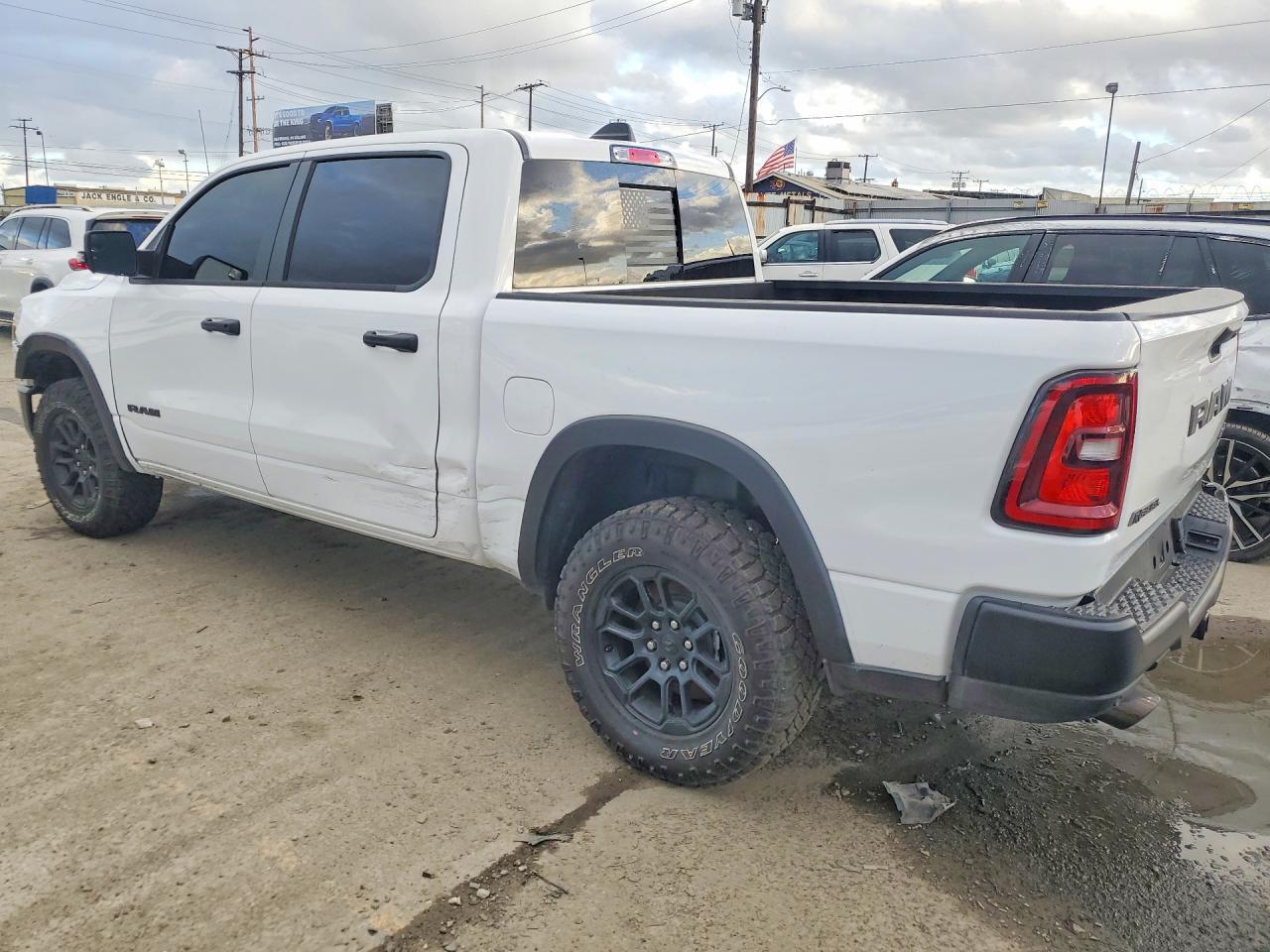 2025 Ram 1500 Rebel - Фото 2