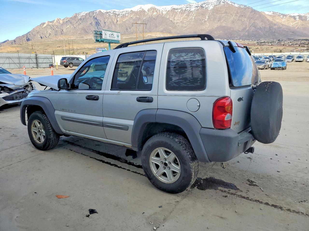 2002 Jeep Liberty Sport - Image 2