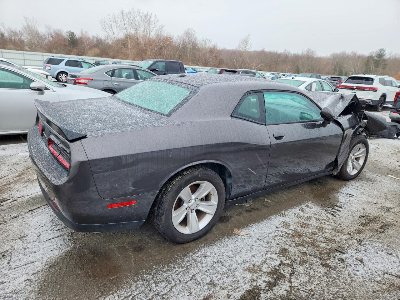 2023 Dodge Challenger Sxt - Image 3