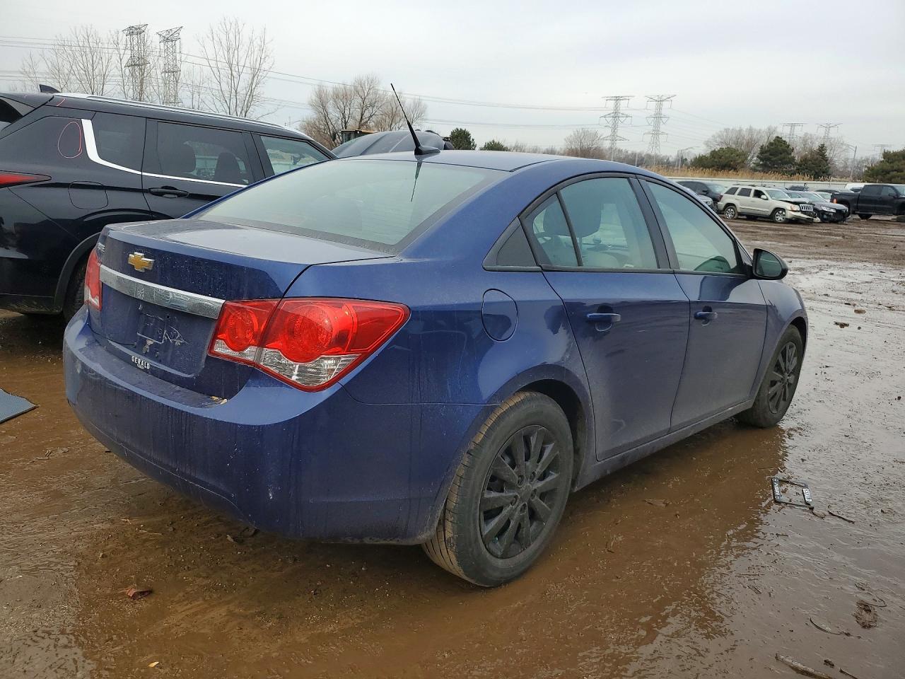 2013 Chevrolet Cruze Ls - Фото 3