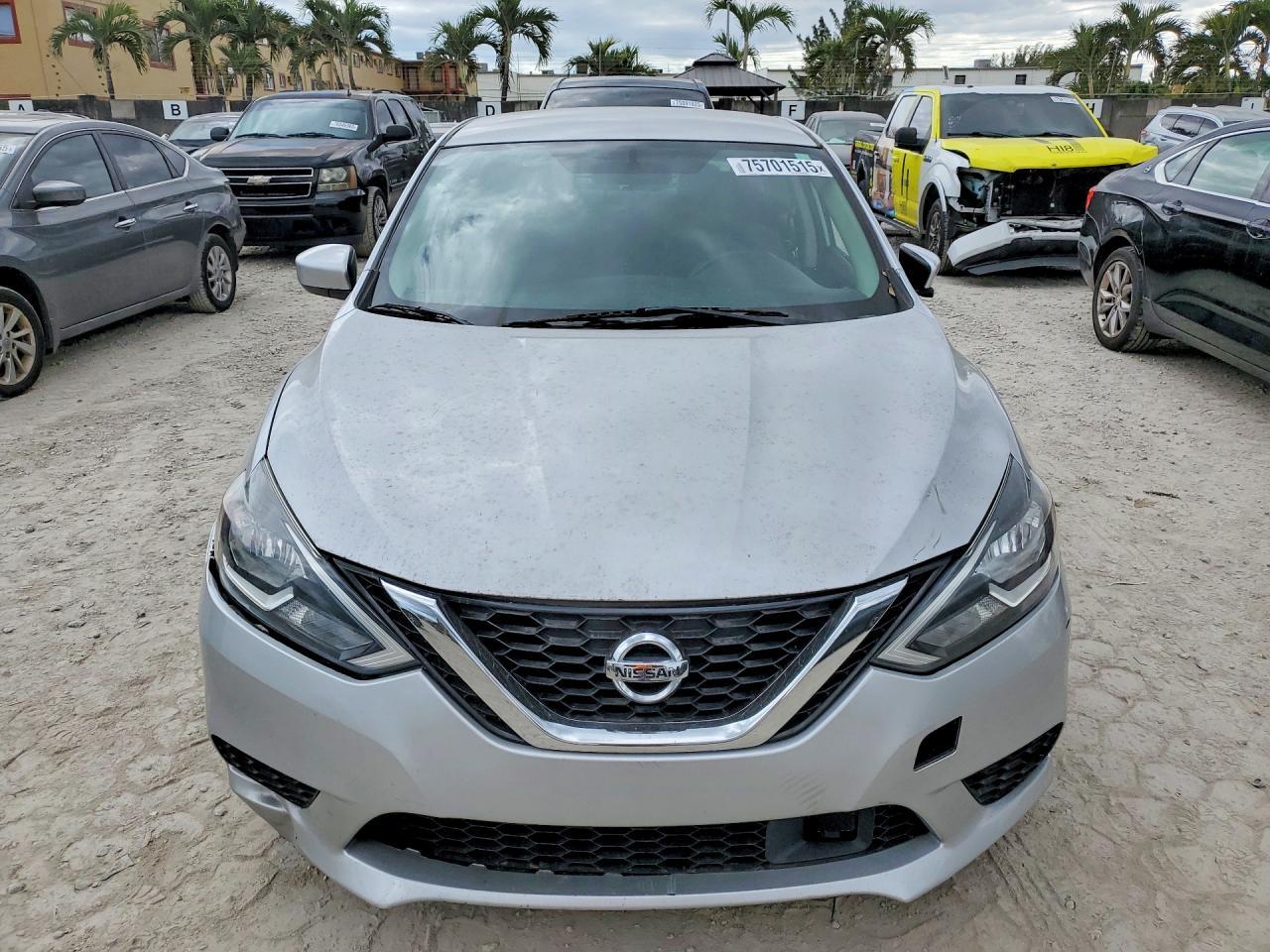 2019 Nissan Sentra S - Фото 5