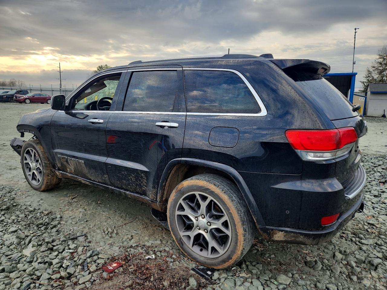 2019 Jeep Grand Cherokee Overland - Фото 2