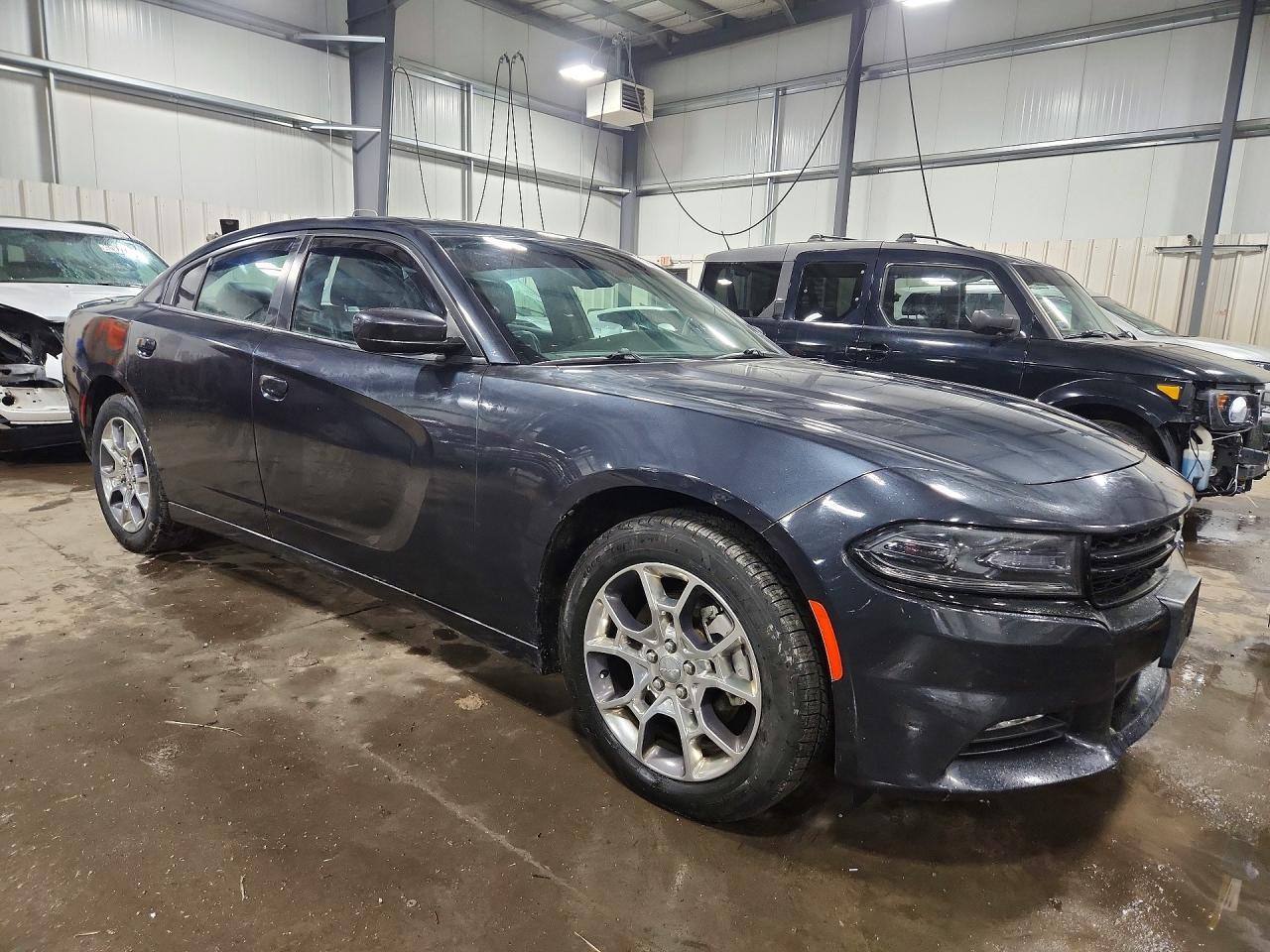 2016 Dodge Charger Sxt - Image 4