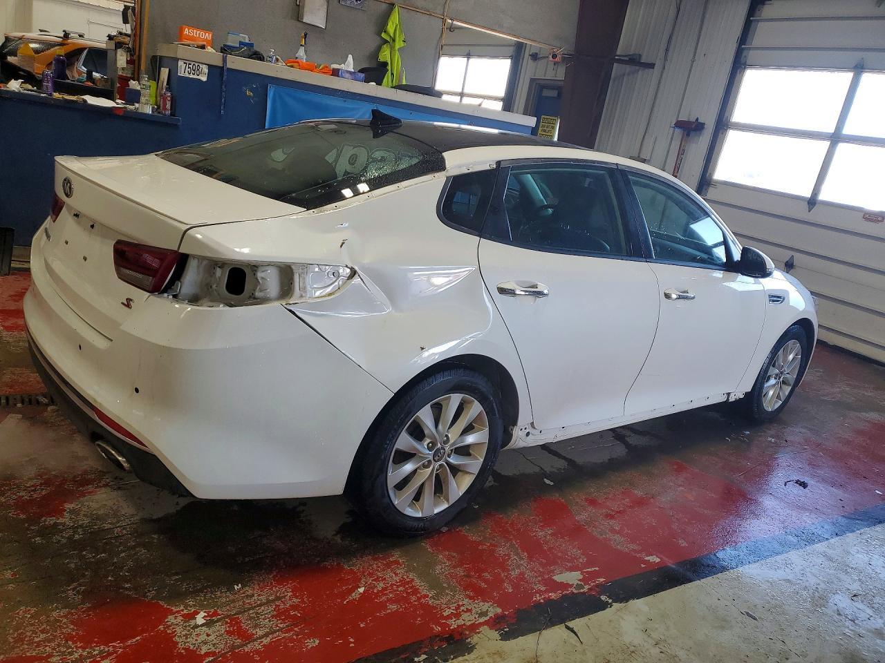 2018 Kia Optima Lx - Image 3